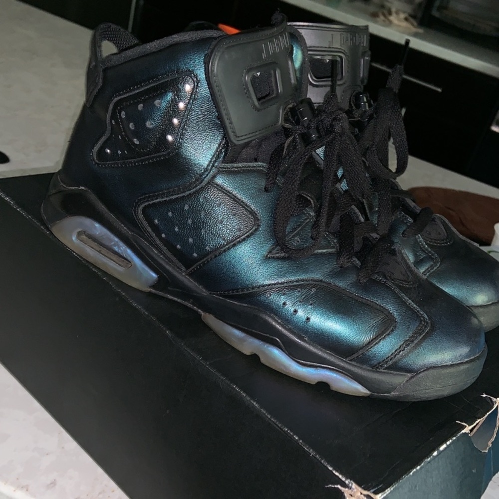 Air Jordan Retro 6 GS